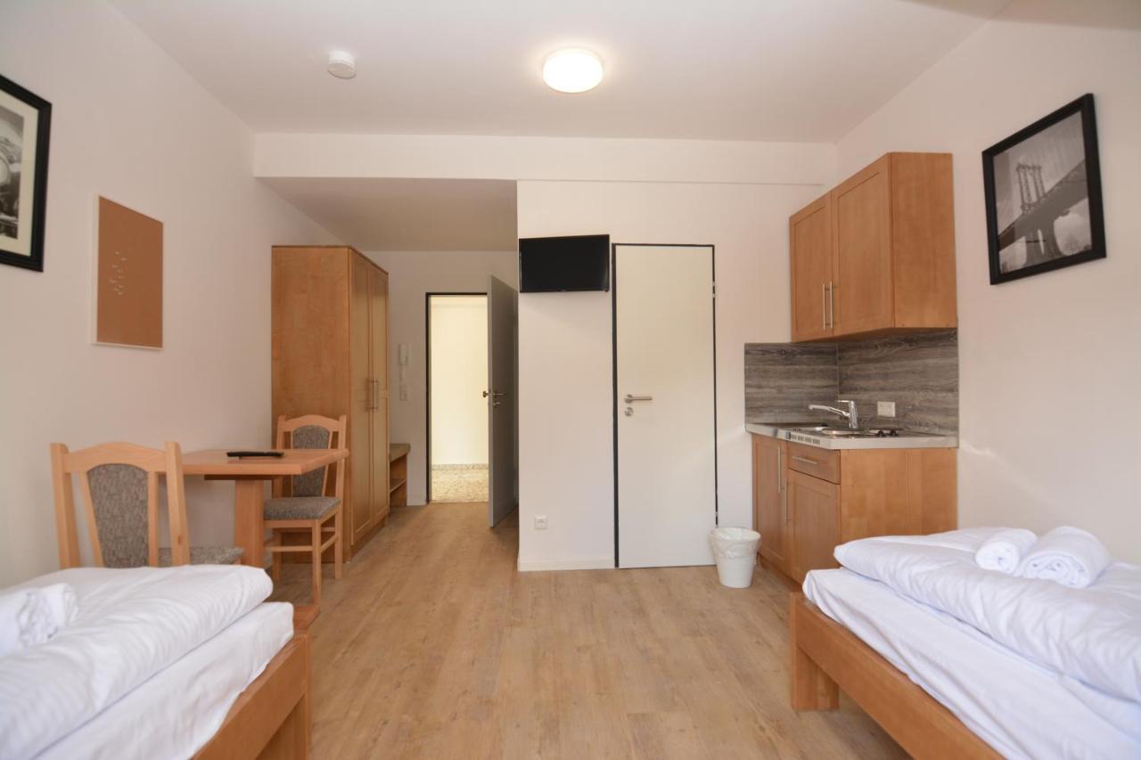 G&G Boardinghouse Aparthotel Aalen Buitenkant foto